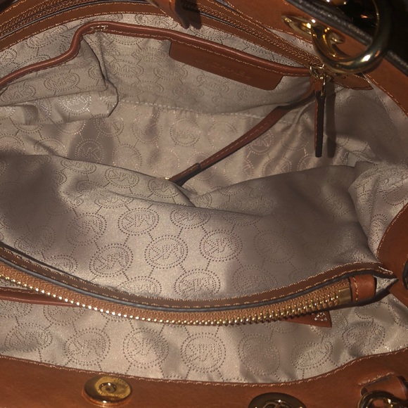 Michael Kors Cynthia Brown Satchel - Picture 5 of 7
